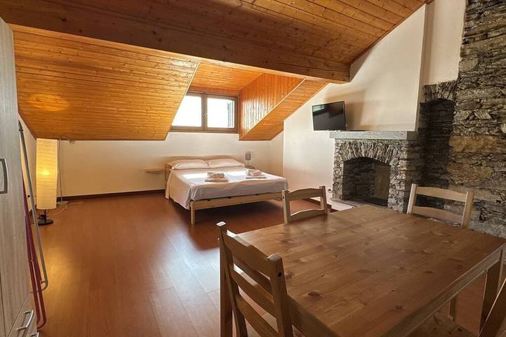Entire apartment, Trarego Haus - Apartment 7 in Viggiona, Trarego Viggiona