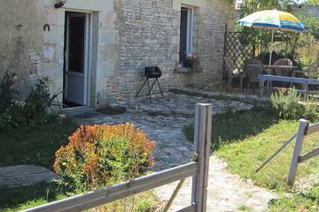 Gîte pour 4 personnes à Saint-Jean-de-Sauves