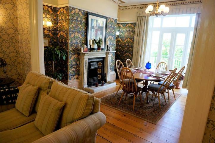 Location de vacances pour 6 personnes, avec piscine ainsi que jardin et terrasse à Plymouth - 2