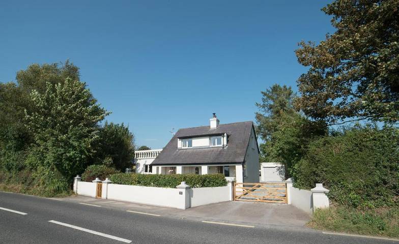 Location de vacances pour 6 personnes, avec Balcon et Terrasse ainsi que Jardin et Vue à Fermoy