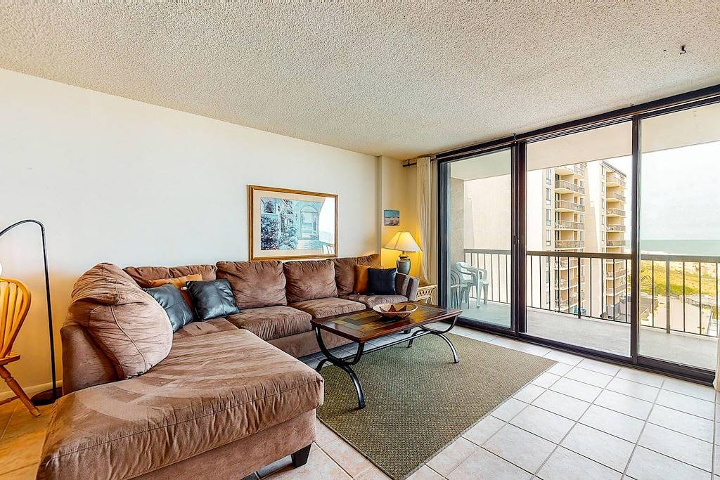 Ganze Wohnung, Sea Colony Ocean 5th-floor condo with pool, balcony, & gym in Sea Colony, Middlesex Beach