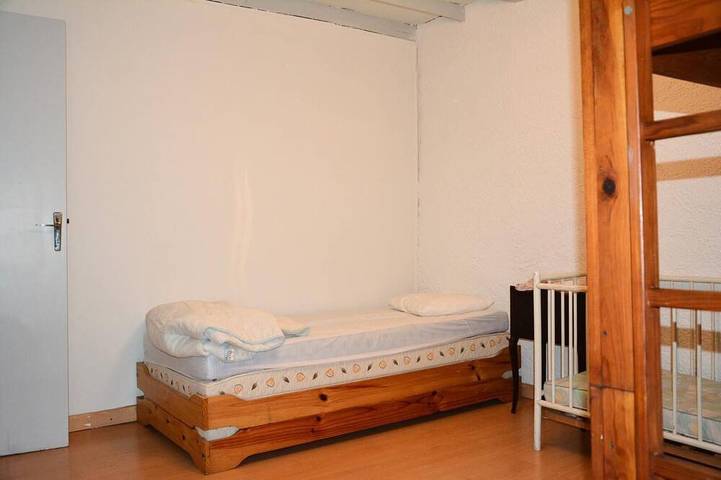 Location de vacances pour 5 personnes, avec piscine dans Saint-Salvy-de-la-Balme - 2