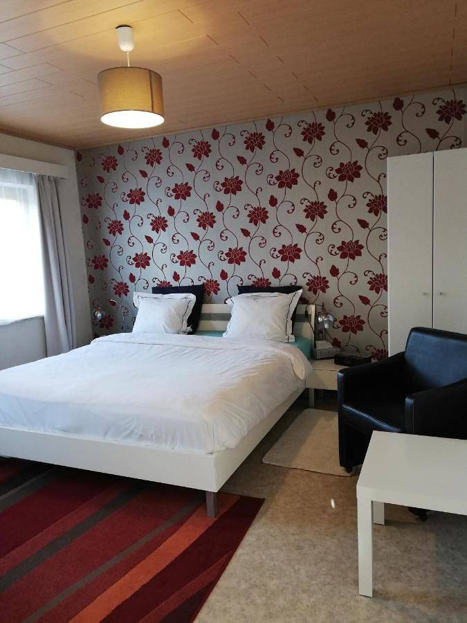 Appartement de vacances entier, Large Double or Twin Room in Kuringen, Hasselt