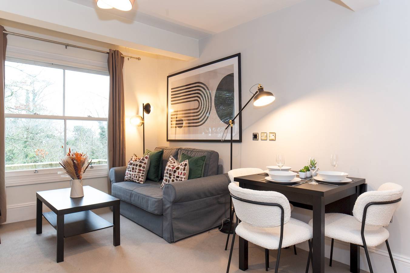 Entire apartment, Stunning 1 Br Surbiton with views, near station - Pass the Keys in Surbiton, London