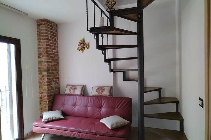 Lara's Casuzza within walking distance from the center 10 km from the sea, Pet Friendly ❤️ in Sciacca, Agrigento Provinz