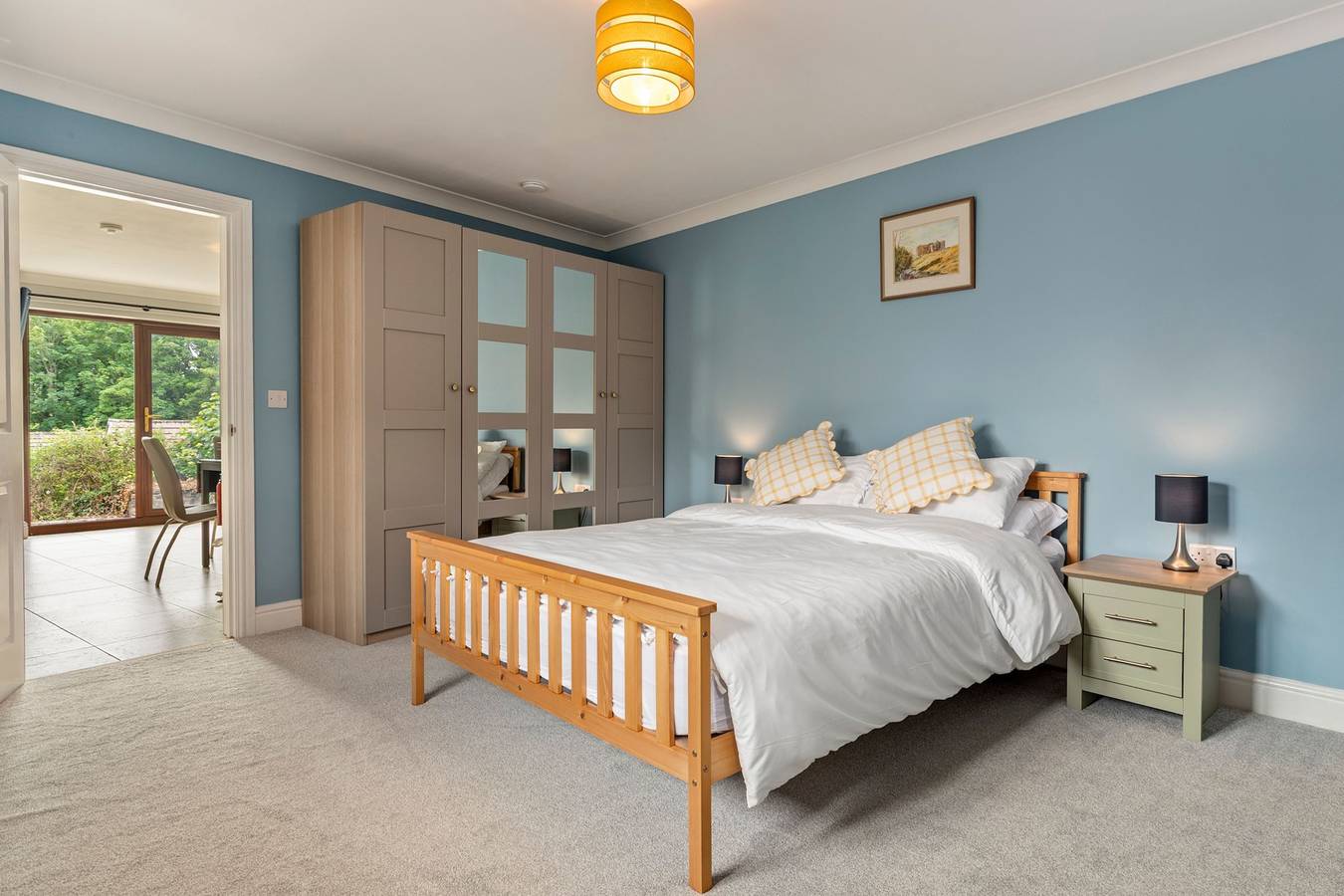 Entire apartment, The Willows - Peaceful Retreat in Saundersfoot, Pembrokeshire