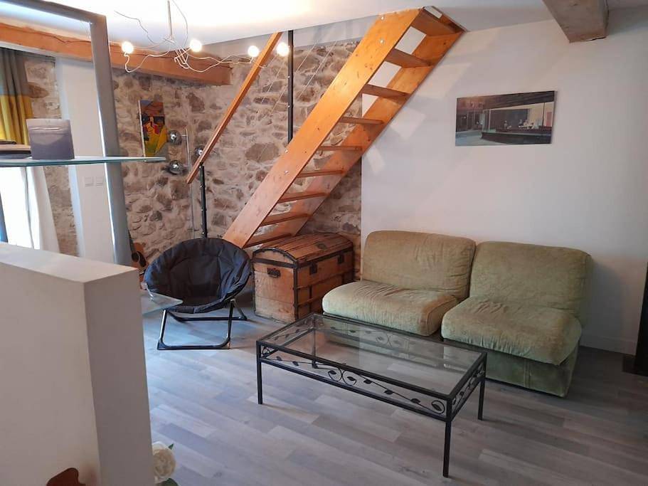 Charmante maison village Querigut in Quérigut, Ariège