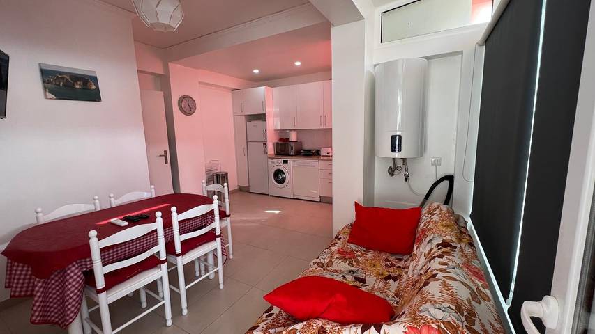 Casa de férias para 4 pessoas, com varanda em Monte Gordo