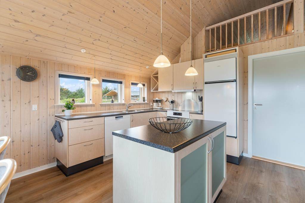 Schönes Sommerhaus mit Dünenblick - dicht am Meer in Skodbjerge, Haurvig