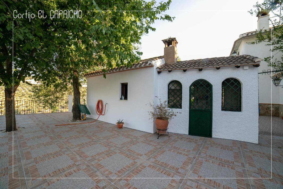 Three-Bedroom Villa in Almedinilla, Sierras Subbéticas