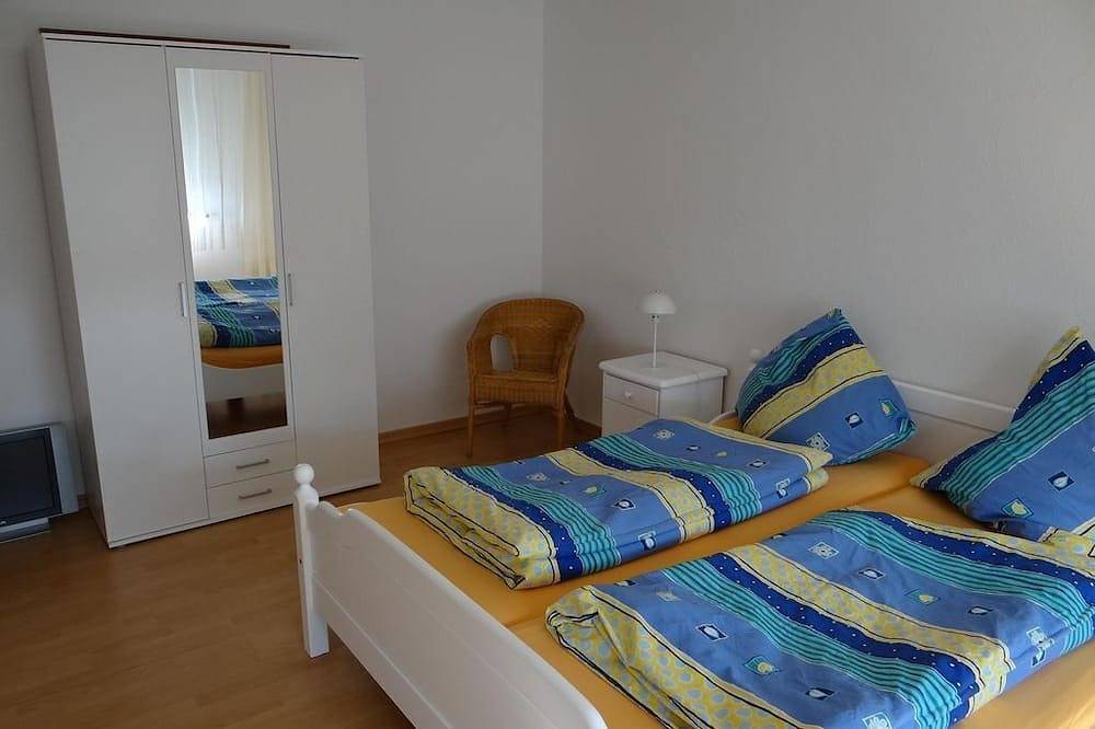 Entire apartment, House Margarete - Apartment with 2 bedrooms in Neunkirchen, Saarland