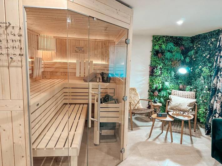 Ferienwohnung für 8 Personen, mit Ausblick und Sauna sowie Garten - 1