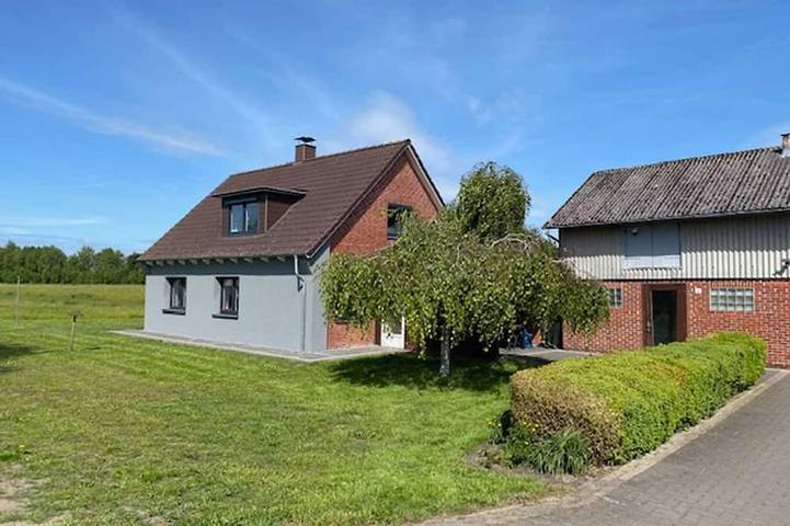 Ferienhaus für 6 Personen, mit Terrasse und Garten in Wischhafen - 2