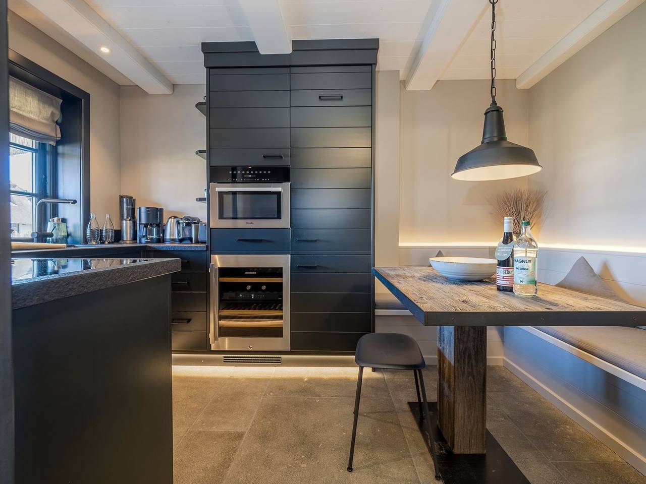 Exkl. Luxus-Hausteil unter Reet mit 4 Zimmern auf ca. 150 m², für bis zu 6 Pers. in Wenningstedt, Sylt