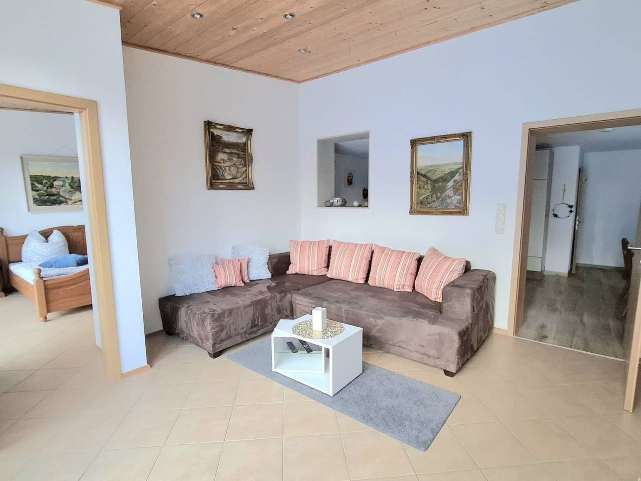Ganze Wohnung, Haus Talblick, am Waldrand in Solnhofen, Altmühltal
