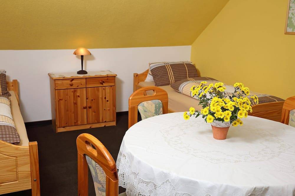 Ganze Wohnung, Ferien in der Dübener Heide in Dreiheide, Nordsachsen