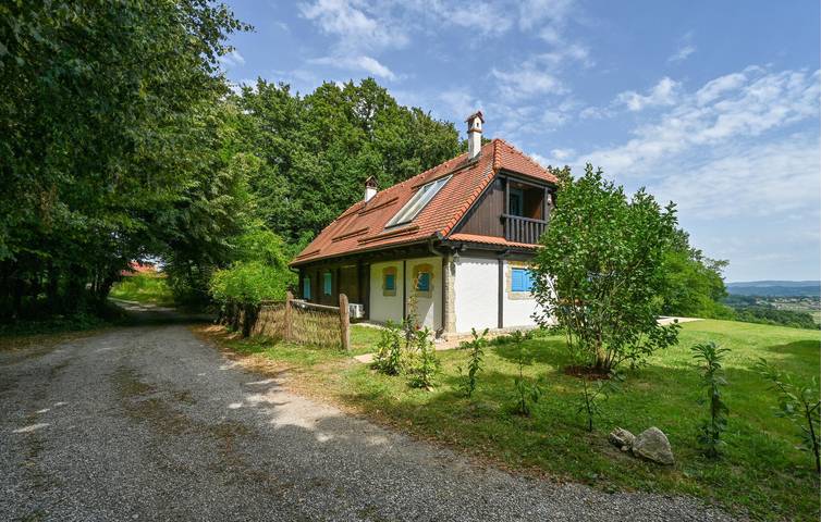 Ferienhaus für 7 Personen, mit Garten und Sauna sowie Ausblick - 1