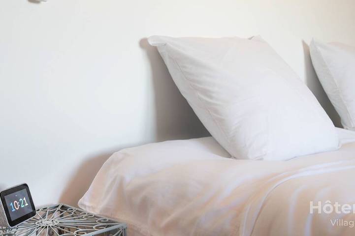 Location de vacances pour 14 personnes, avec jacuzzi ainsi que terrasse et jardin à Bonnac-la-Côte - 2