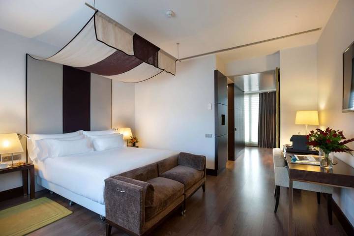 Hôtel pour 10 personnes, avec sauna ainsi que piscine et jardin, animaux acceptés à Saint-Jacques-de-Compostelle - 4