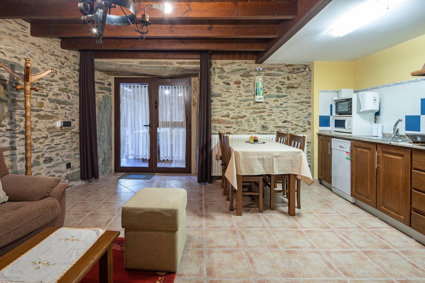 Casa rurale 'O Forno Do Curro- Casiña Da Noz' con vista montagna, piscina e Wi-Fi in Boboras, Ourense (comarca)