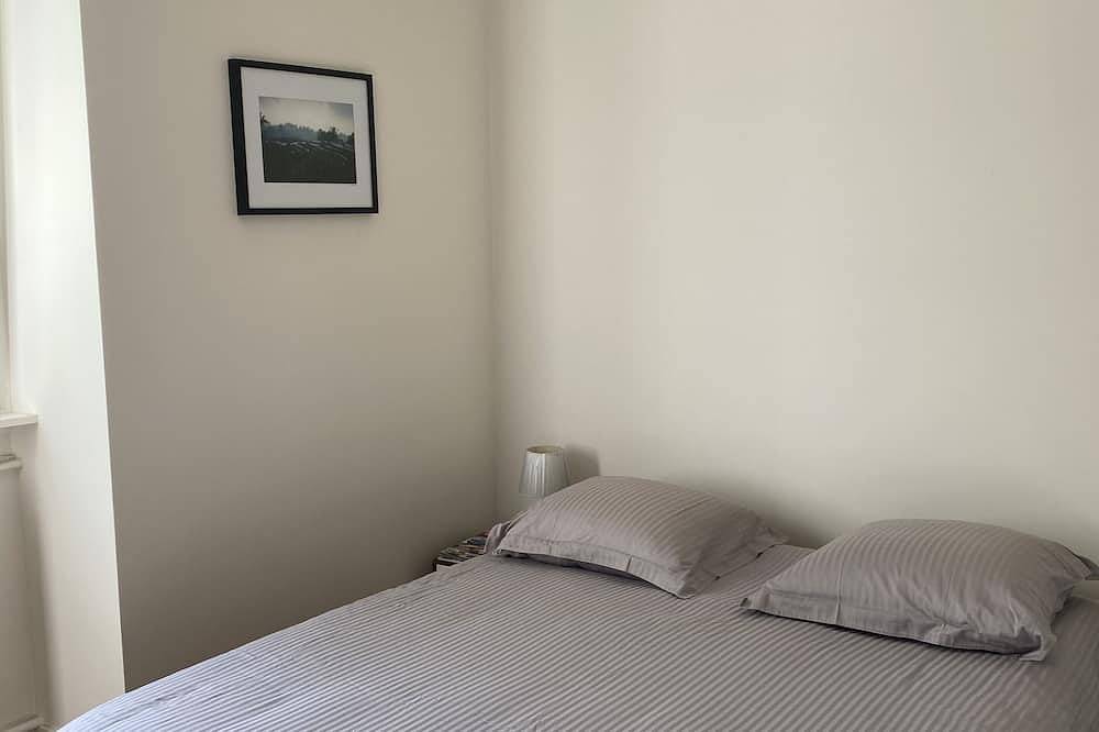 Appartement entier, Appartement rénové au calme dans une maison Anglo normande in Mouvaux, Région de Lille