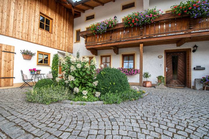 Bauernhaus für 4 Personen, mit Balkon und Balkon/Terrasse am Chiemsee - 2