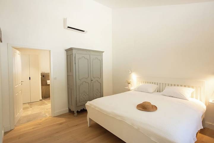 Gîte pour 2 personnes, avec piscine à Gonfaron - 3