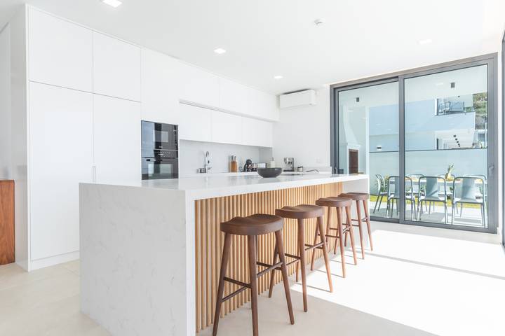 Location de vacances pour 8 personnes, avec jardin ainsi que piscine et vue sur l’océan à Ribeira Brava - 4