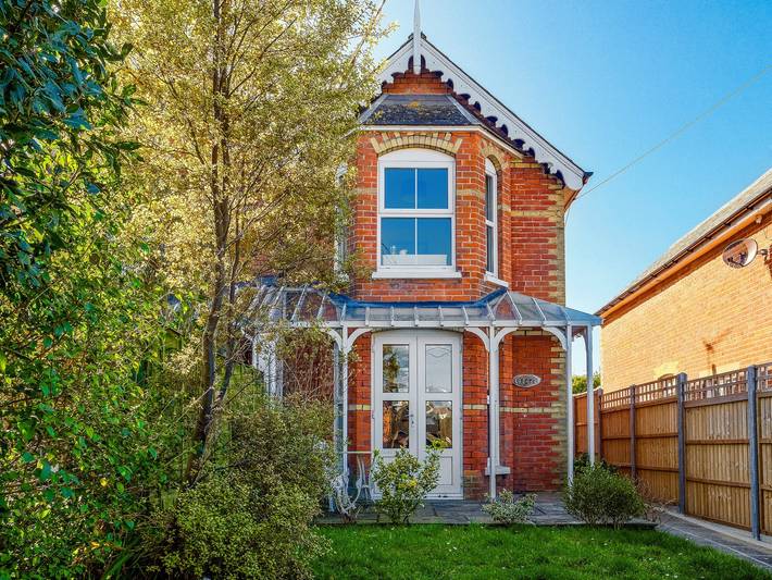 Cottage for 4 people, with garden on the Isle of Wight
