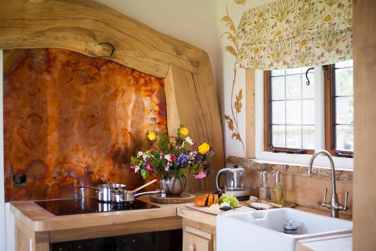 The Queen Bee Cabin in Herefordshire
