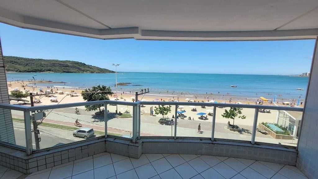 Ganze Wohnung, 4 suites facing the sea with barbecue, 2 parking spaces, Wi-Fi in Guarapari, Região Metropolitana da Grande Vitória