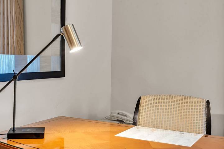 Vacation rental for 7 people, with yard and pool as well as hot tub in Miami