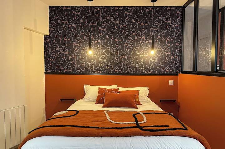 Ganze Wohnung, Cozy Niort Tuscan Red _ Studio cocooning in Niort, Niort und Umgebung
