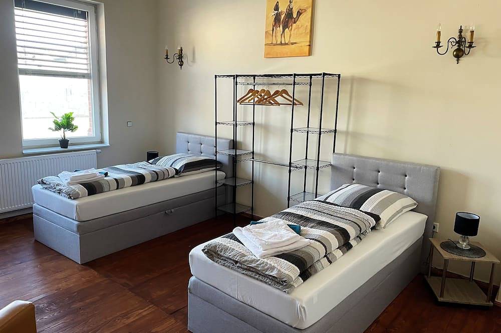 Ganze Wohnung, Dz Appartements - Ferienwohnung mit Whirlpool und freiem Wlan. in Wittenberge, Prignitz