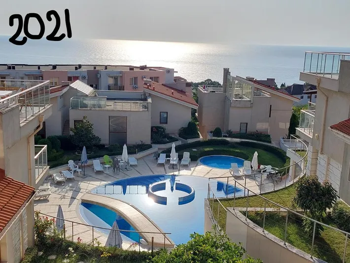 Chalet para 17 personas, con jardín además de piscina y vistas - 1