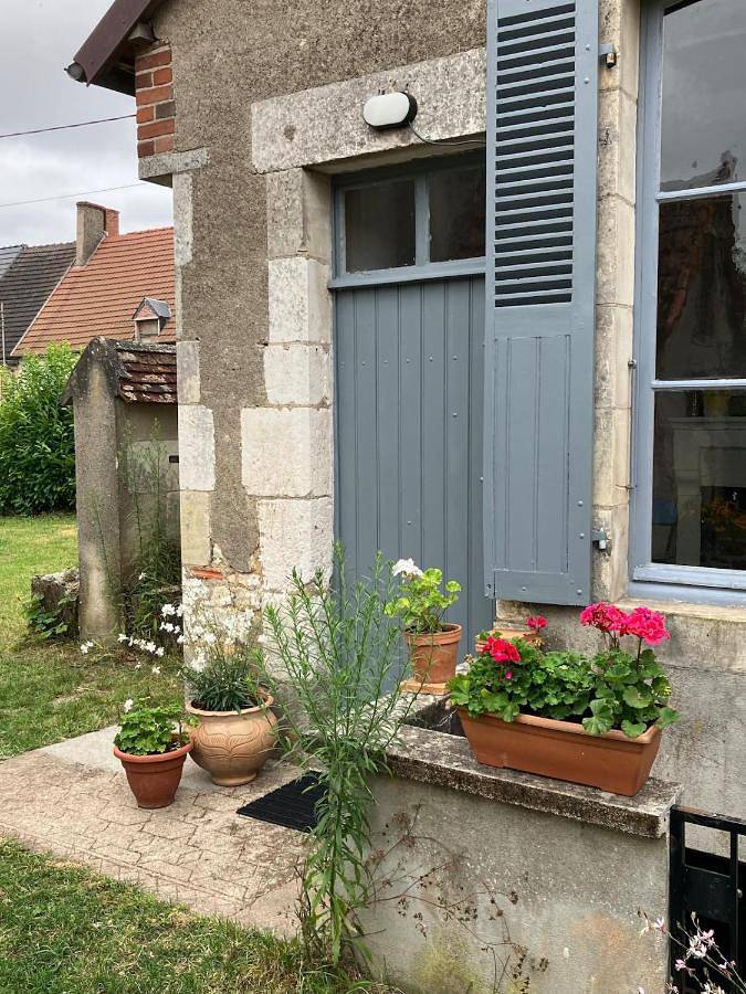 Gîte pour 4 personnes, avec jardin, animaux acceptés à Feux (Cher)