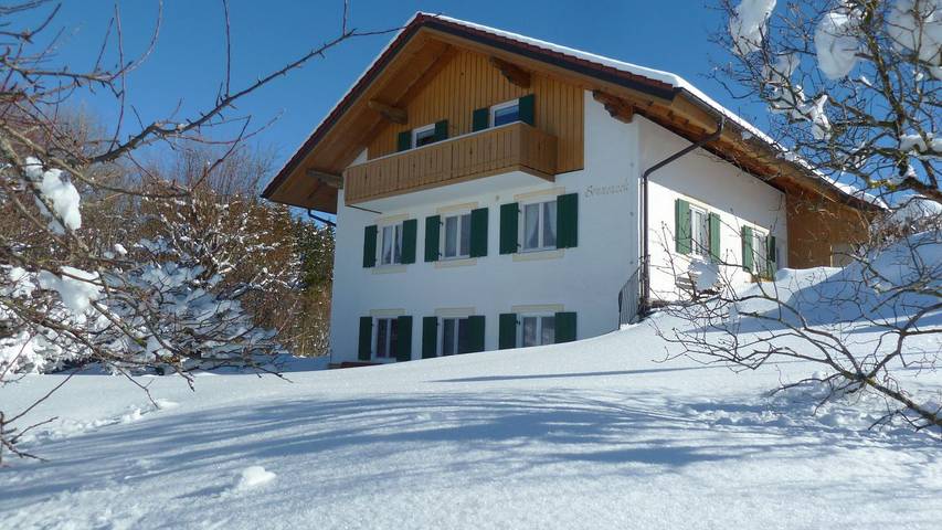 Ferienwohnung für 4 Personen, mit Terrasse und Garten in Bad Kohlgrub