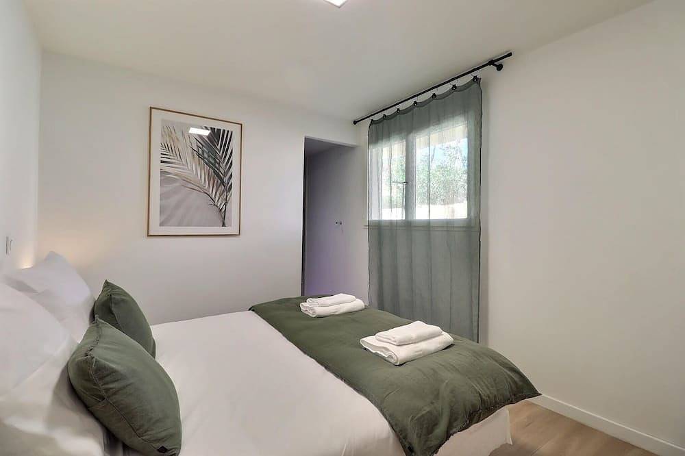 Villa Altinea – Family Home with Infinity Pool in Ventabren, Region de Aix-en-Provence