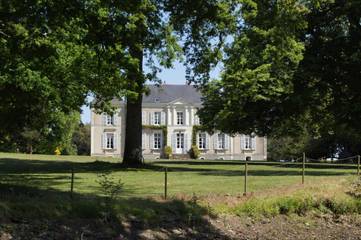 Chambre d’hôte pour 2 personnes, avec jardin ainsi que terrasse et vue, animaux acceptés à Haute-Goulaine