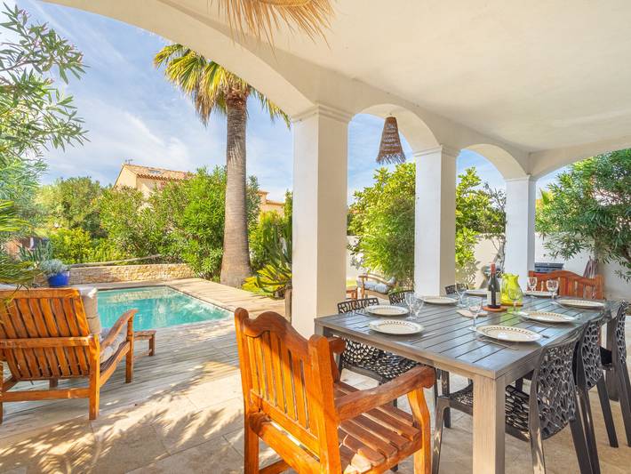 Location de vacances pour 8 personnes, avec terrasse et jardin à Six-Fours-les-Plages - 2