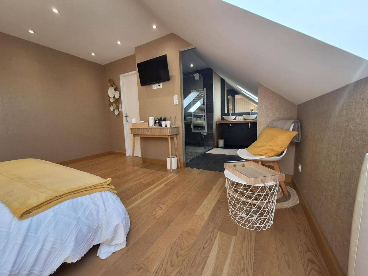 Le Garage & Spa Gold in Gondreville, Toul