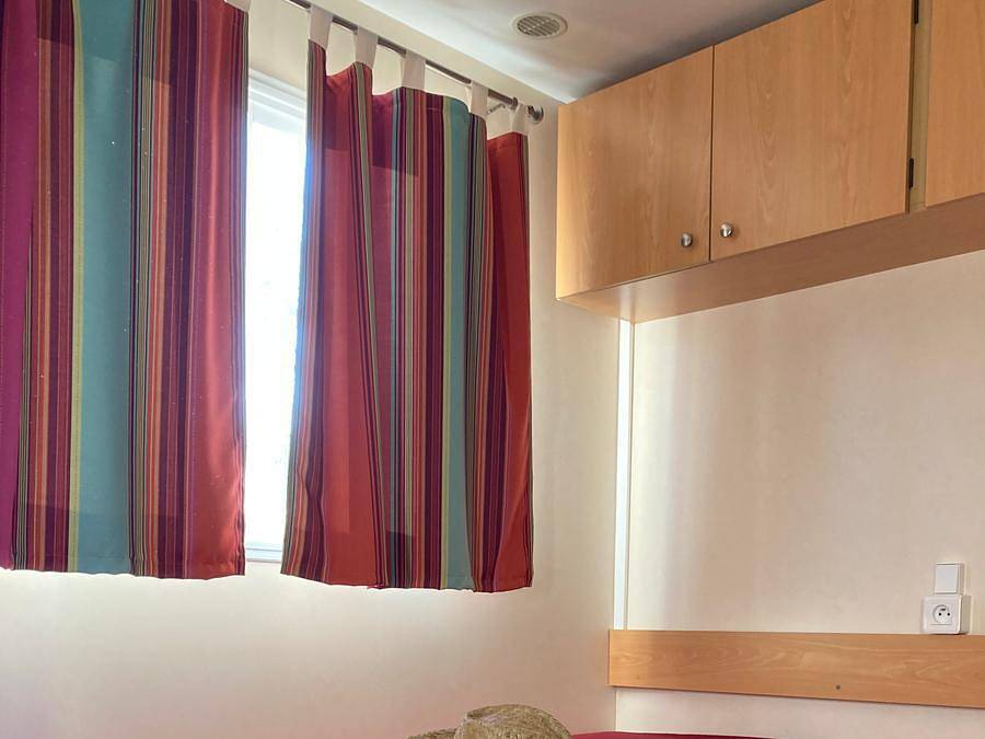 Camping Les Bois de Prayssac - Mobilhome 2 personnes - Mobil-Home 2 personnes in Prayssac, Quercy