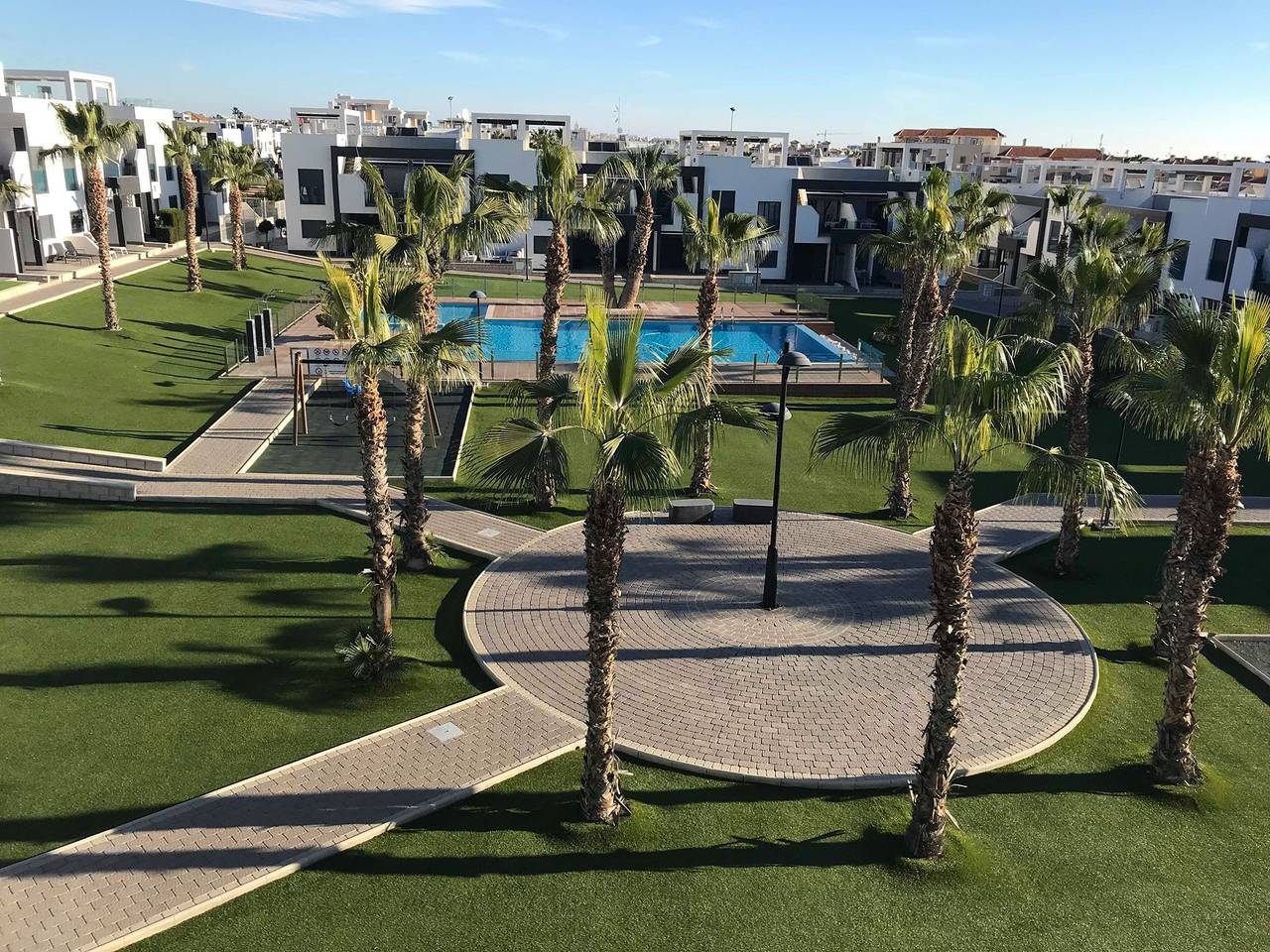 Apartamento entero, F2072 in La Zenia, Orihuela