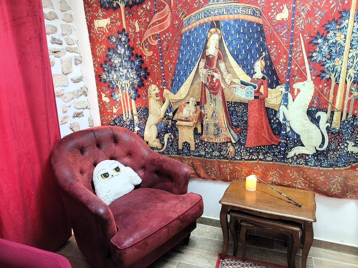 La demeure des maraudeurs -10min Disney-Jardin & Bbq in Villiers-sur-Morin, Seine-et-Marne