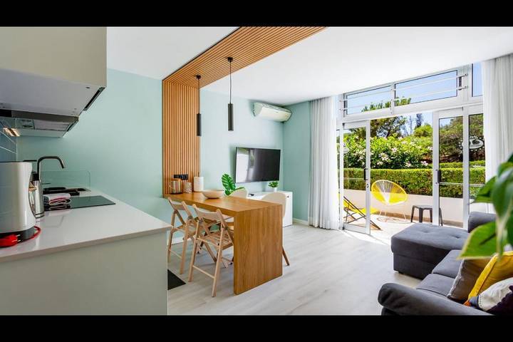 Apartamento de férias para 3 pessoas, com piscina e terraço em Praia da Oura