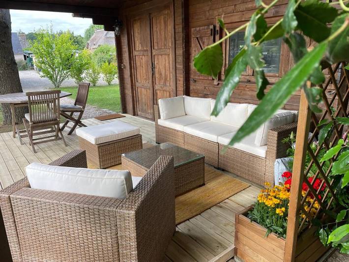 Location de vacances pour 2 personnes, avec jardin ainsi que piscine et vue, animaux acceptés à Epiniac - 3