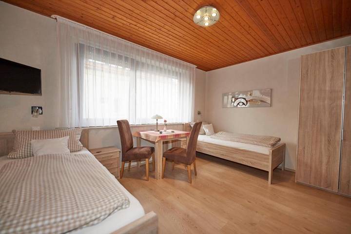 Ferienhaus für 2 Personen, mit Balkon und Terrasse sowie Garten und Ausblick in Brakel - 4