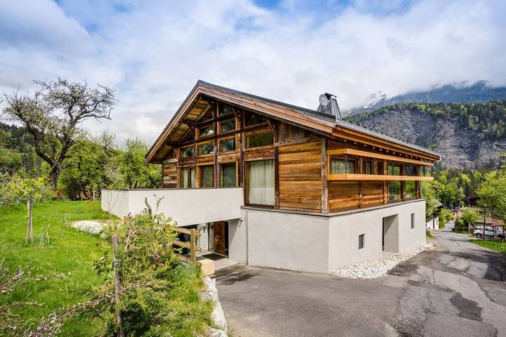 Chalet pour 12 personnes, avec jardin ainsi que jacuzzi et sauna à Les Houches - 2