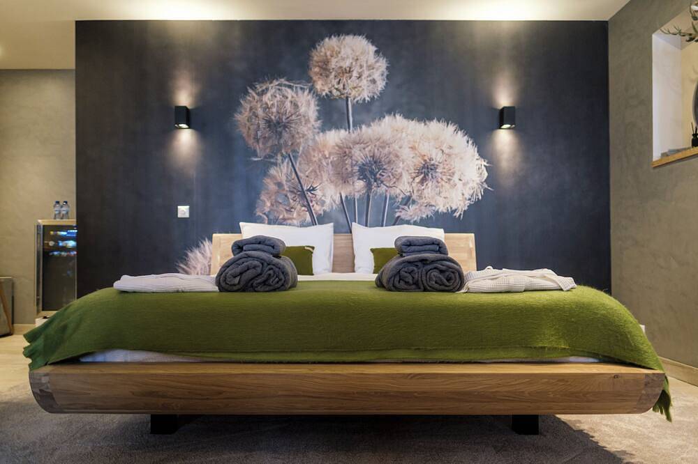 Relax in Wellness Room with Sauna and Spa Bath and luxurious outdoor seating. in IJsselmeer
