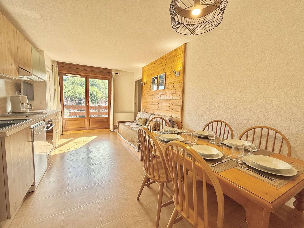 Apartamento entero, Apartamento de 3 habitaciones en Flumet para 6 personas con balcón in Flumet, Albertville region